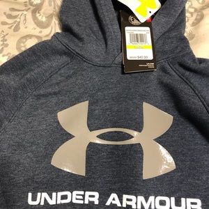 Under Armour sweatshirt